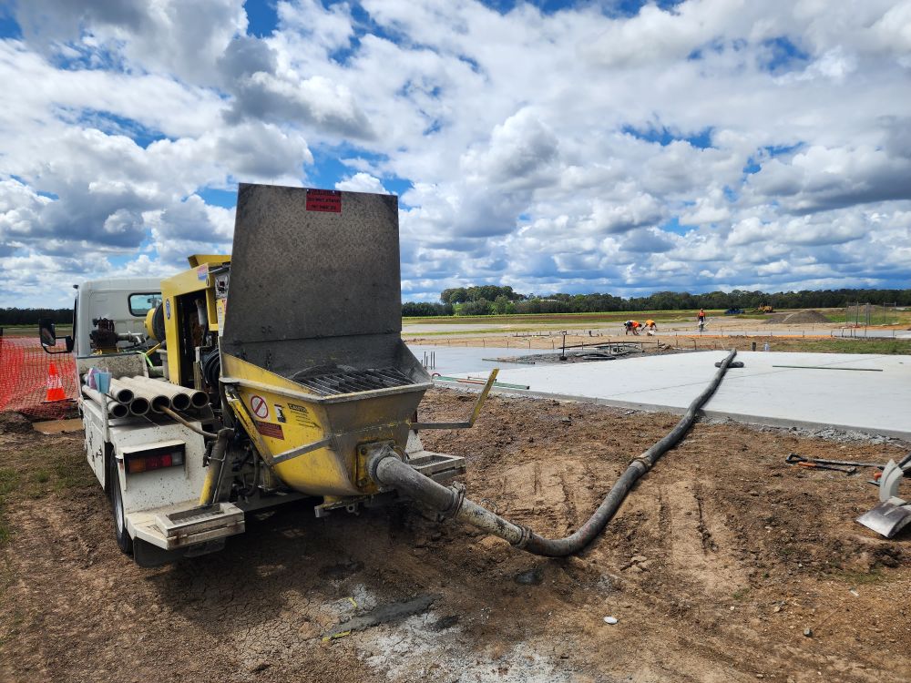 Line Pump vs Boom Pump: Which is the Best Choice for You?
